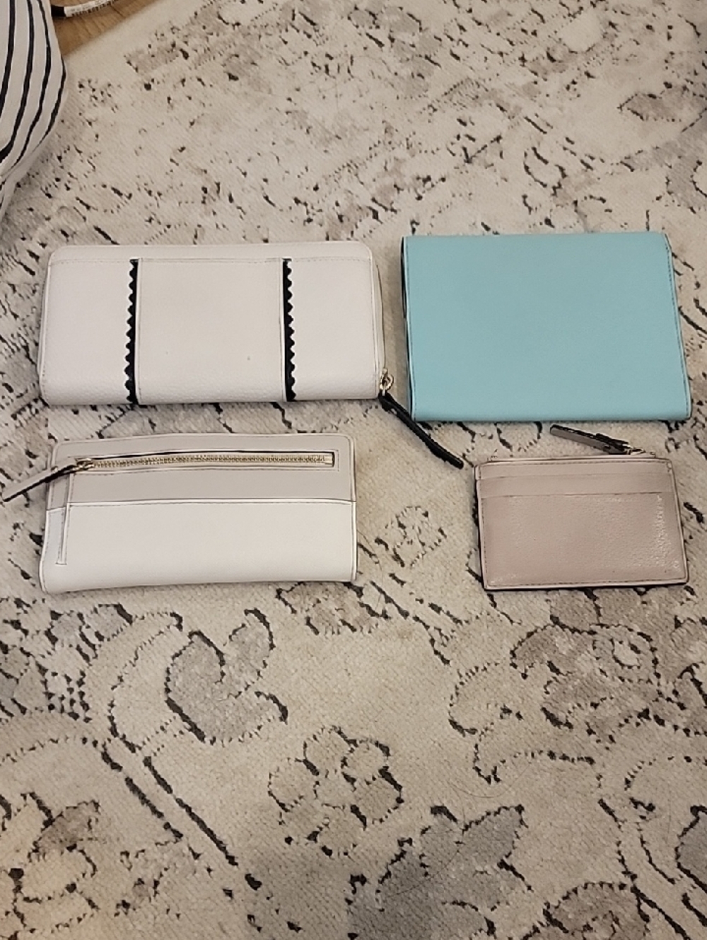 kate spade Rehab Wallet Bundle - Picture 4 of 16